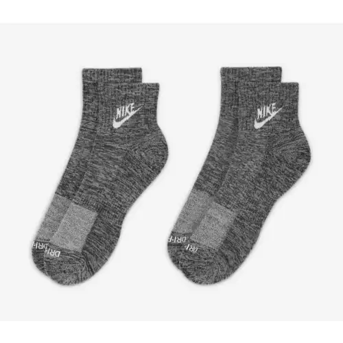 Men's Nike Everyday Plus Cushioned 2 Pack Quarter Socks - Image 2